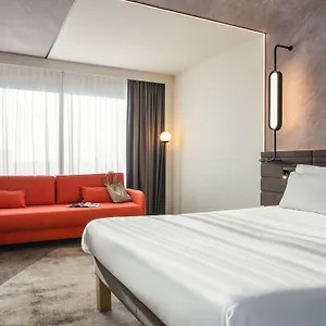 4* מלון Novotel Brainpark